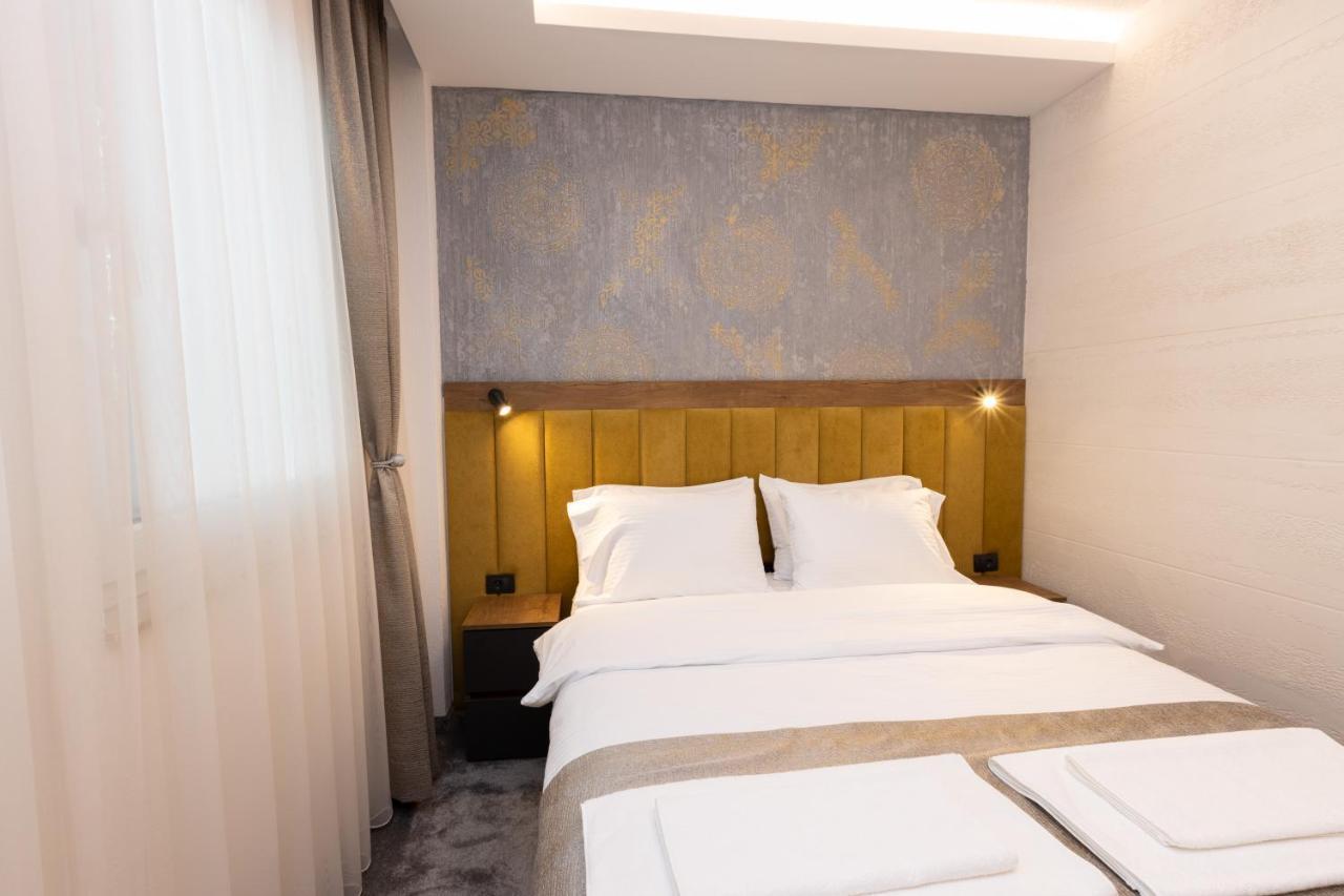 Hotel M Star Novi Pazar Buitenkant foto
