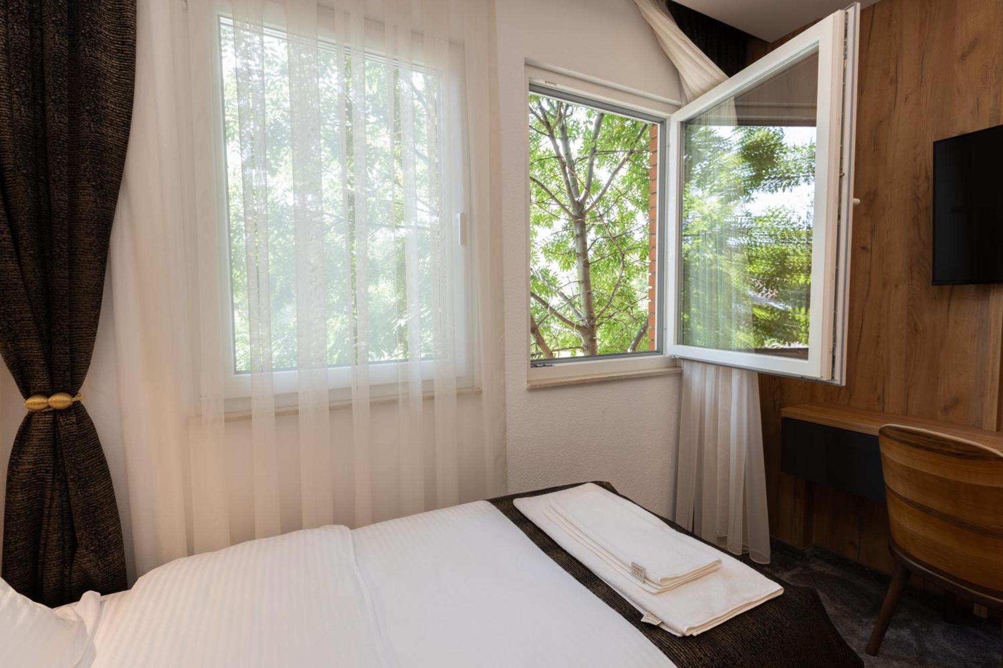 Hotel M Star Novi Pazar Buitenkant foto